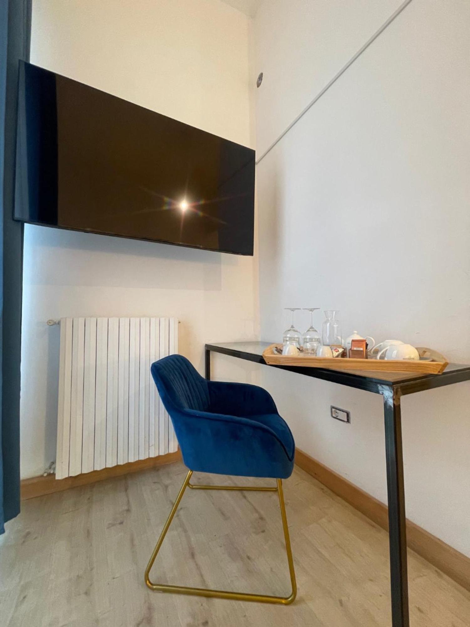 D'Angio Rooms-Manfredi Homes&Villas Манфредония Экстерьер фото